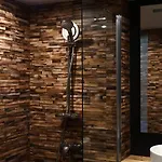 Contact Le Provencal 보르도