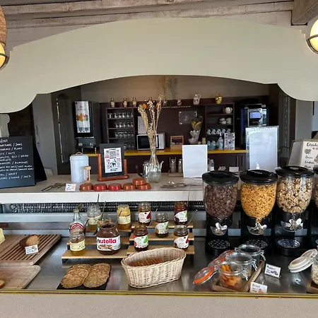 Contact Le Provencal