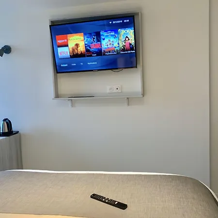Contact Le Provencal Ξενοδοχείο 3*