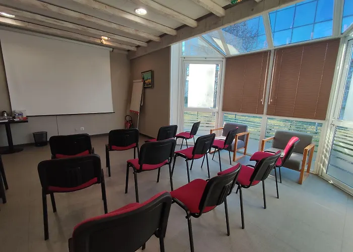 Contact Le Provencal מלון בורדו