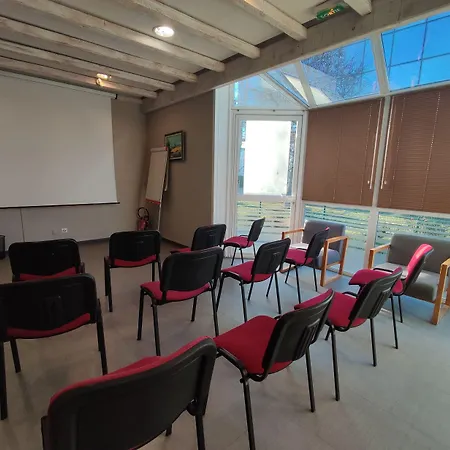 Contact Le Provencal Hotell Bordeaux