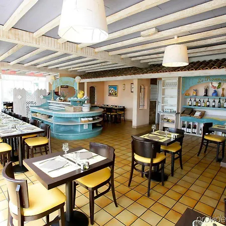 Contact Le Provencal Hotell 3*