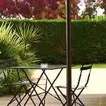 Contact Le Provencal